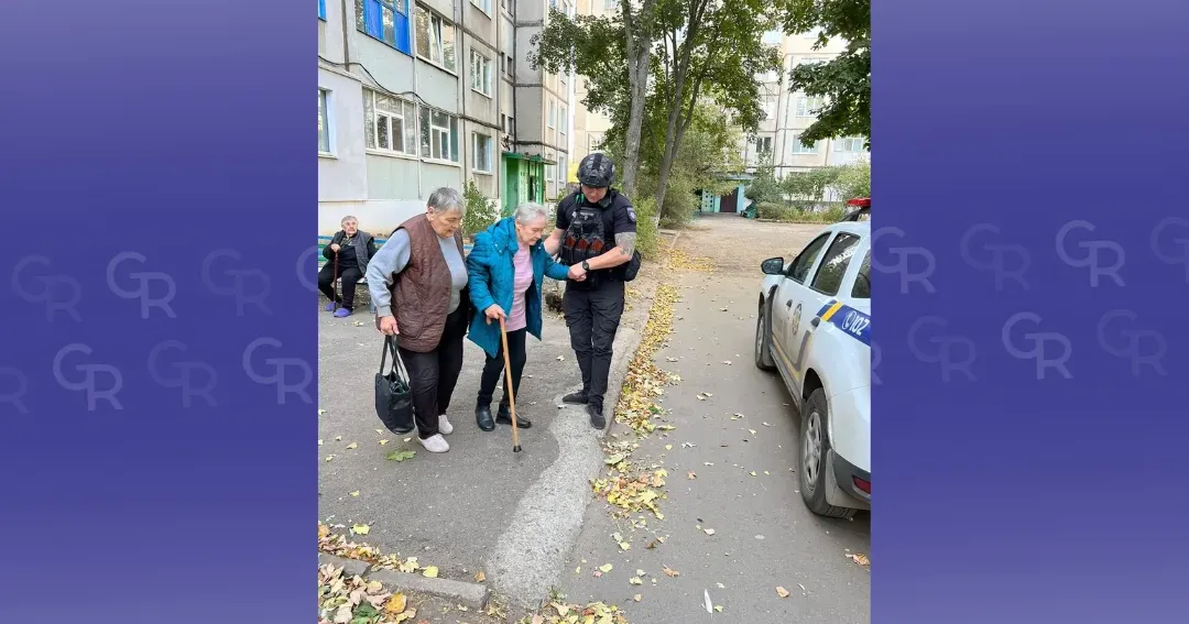 Фото: Поліція Харківської області З евакуацією цивільних з прифронтової Куп'янщини допомагають поліцейські на порталі Gromada Group