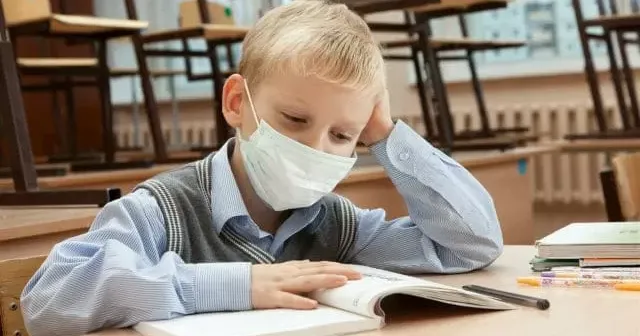 Після подовжених осінніх канікул розпочався навчальний процес в освітніх закладах Куп’янщини.