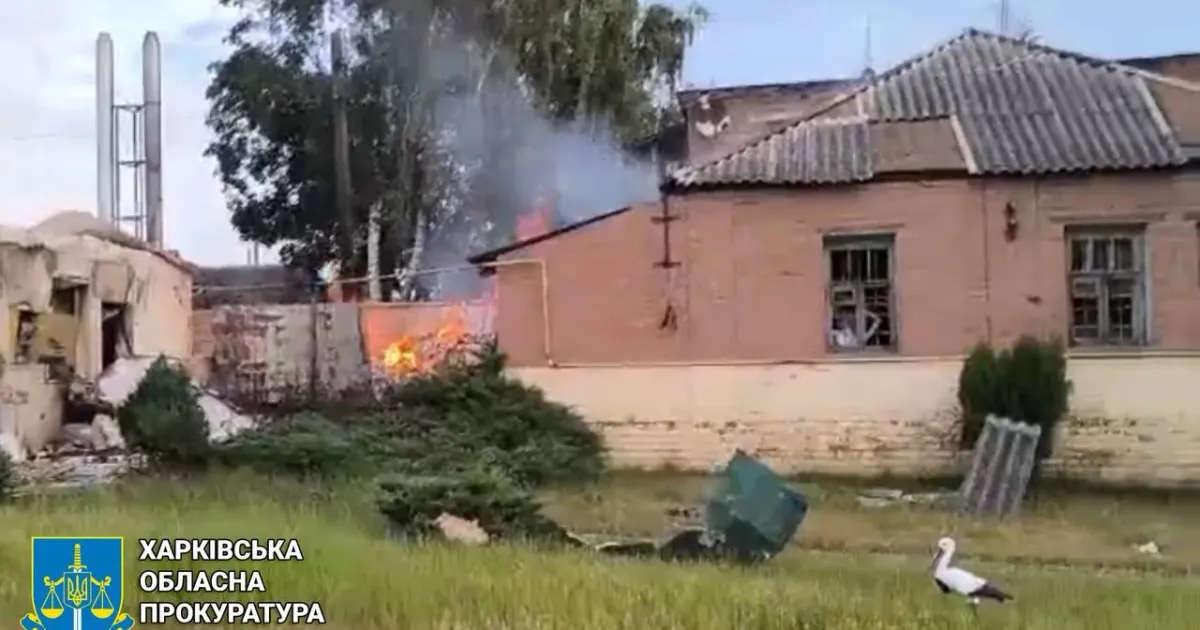 Фото: Харківська обласна прокуратура Ворог завдав удару по Курилівці: поранені двоє чоловіків на порталі Gromada Group