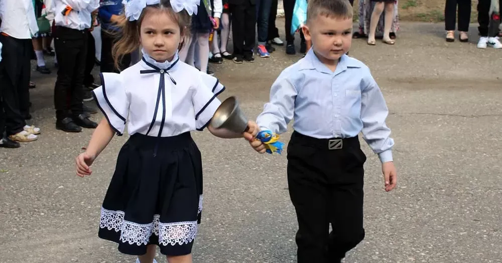Адміністрація Нечволодівського ліцею вітає всіх учнів та вчителів із початком нового навчального року!