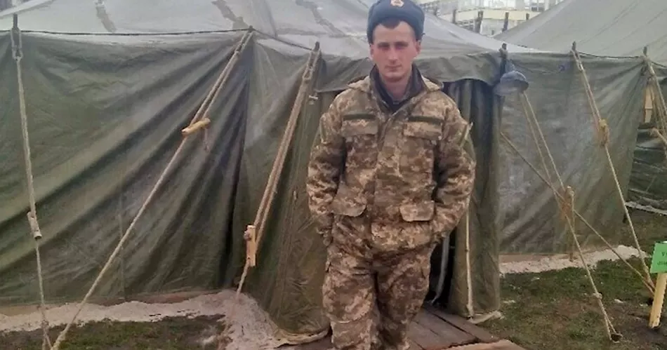 В боях за Дебальцевський плацдарм у Донецькій області з початку їх і до самого виведення наших військ брав участь і наш земляк-куп’янчанин, старший солдат 101-ї Окремої бригади охорони Генерального штабу ЗСУ (101 ОБрО ГШ) Андрій Ігорьович Савицький, 1993 року народження.